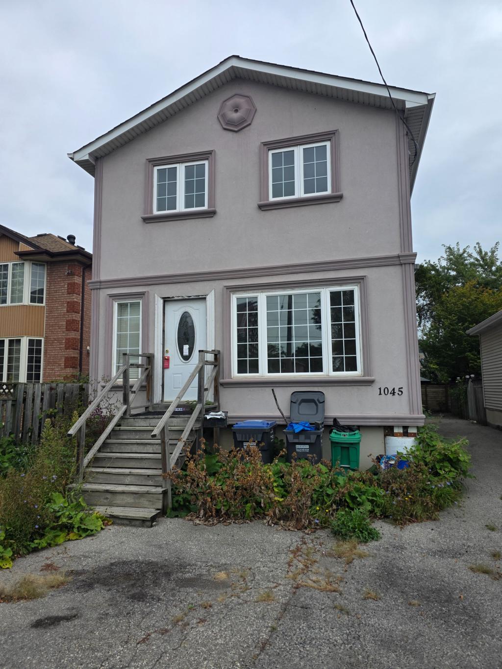 1045 Cawthra Road, Mississauga
