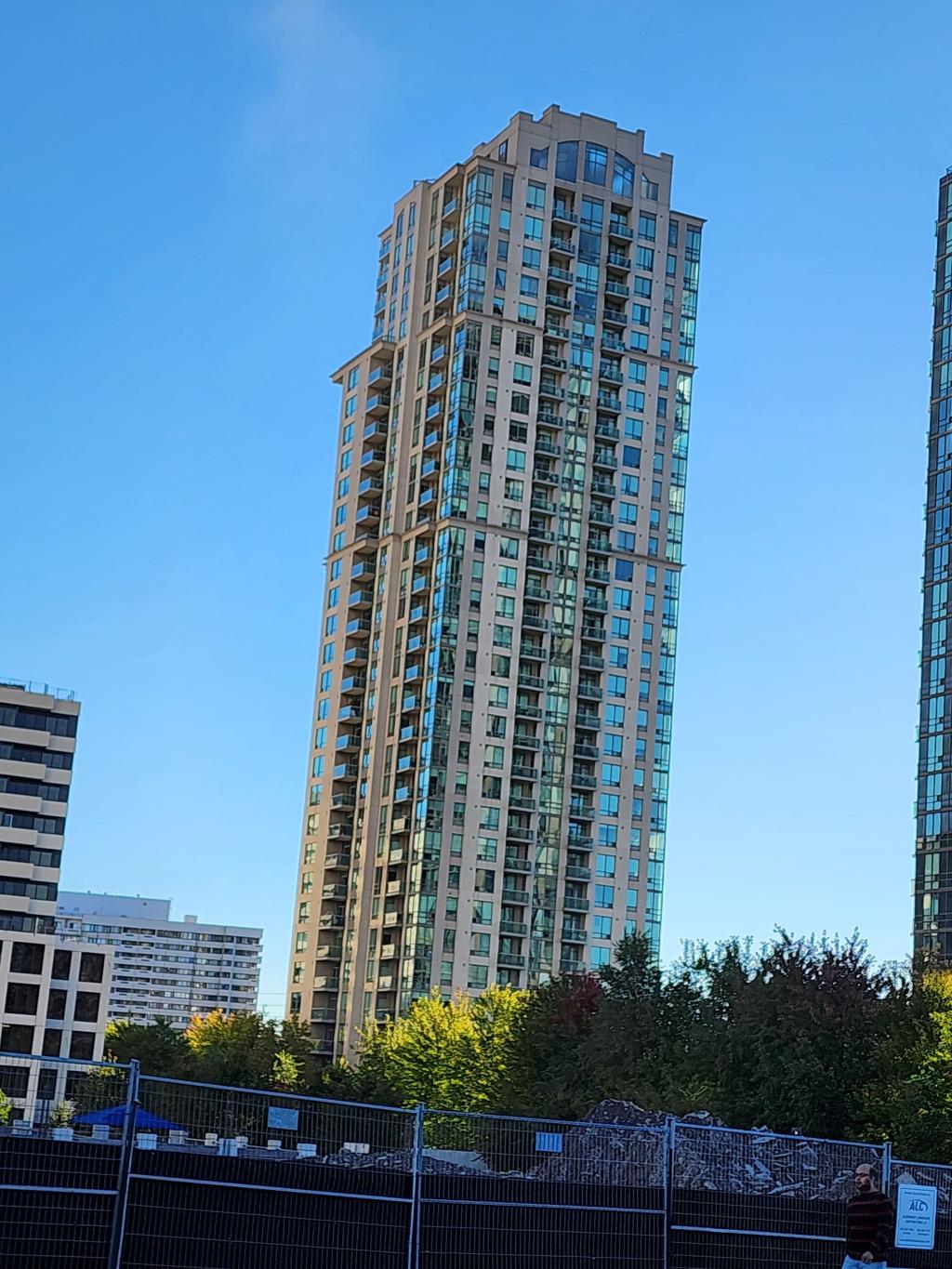 1003-3504 HURONTARIO Street, Mississauga