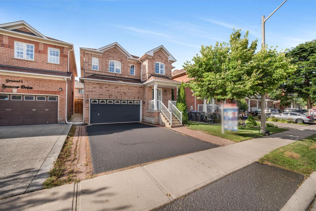 12 Spencer Drive, Brampton