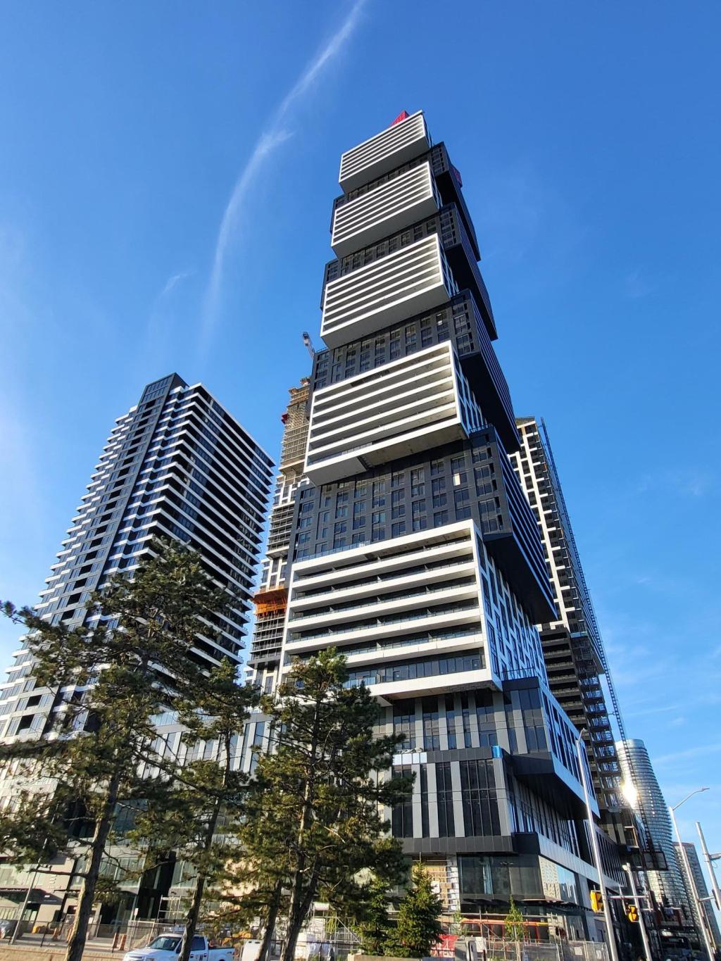 4015 The Exchange