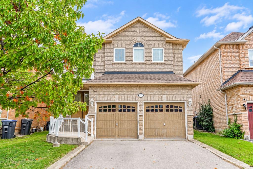 277 QUEEN MARY Drive, Brampton