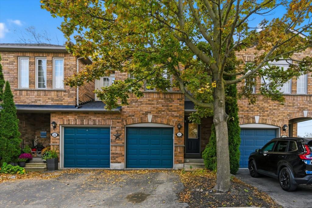 21-5555 Prince William Drive, Burlington
