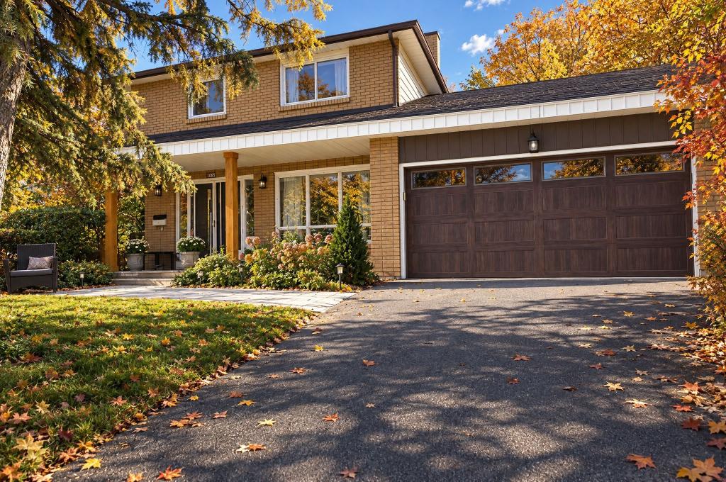 1005 Fredonia Drive