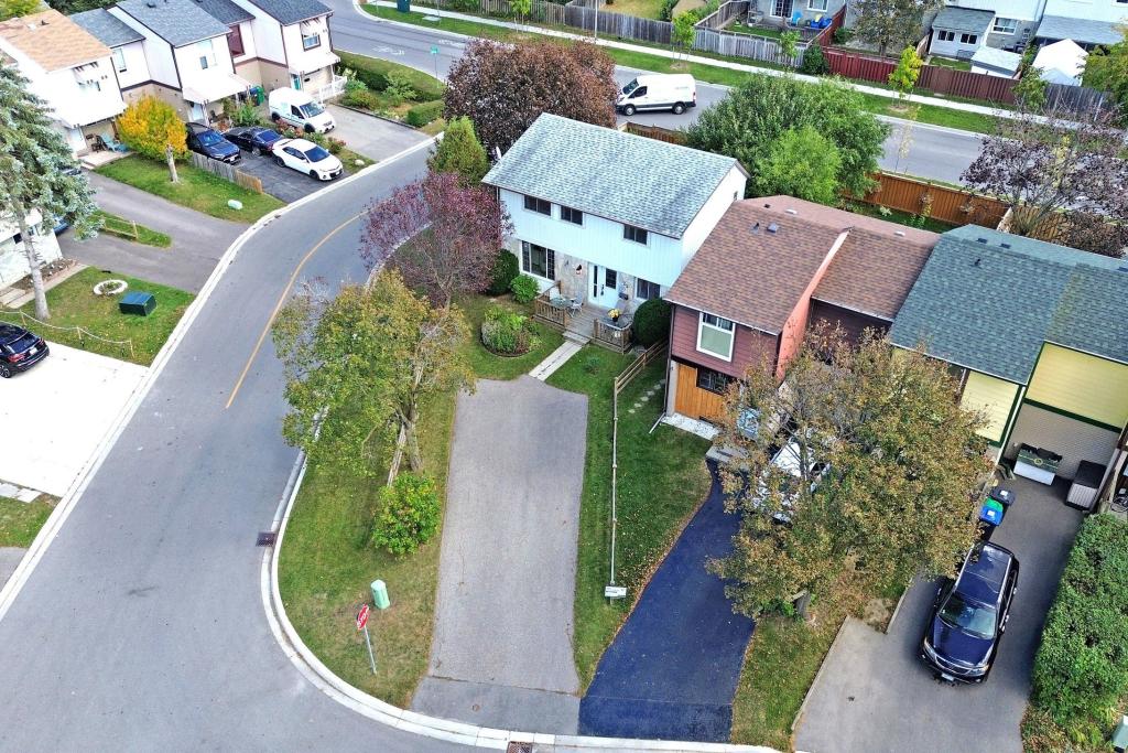 25 Jennifer Square, Brampton
