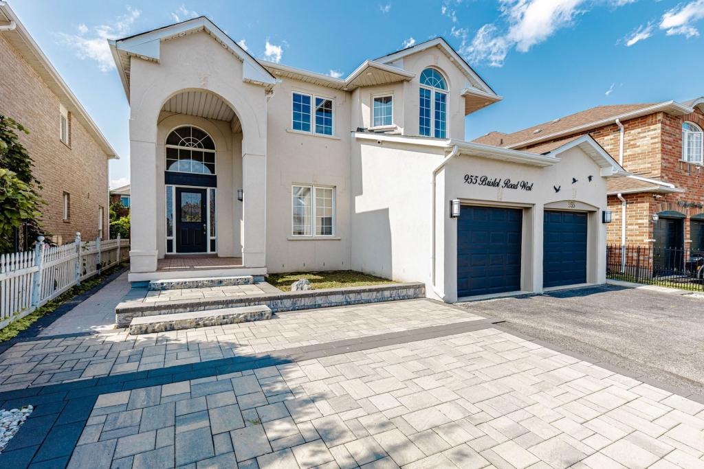 955 Bristol Road West