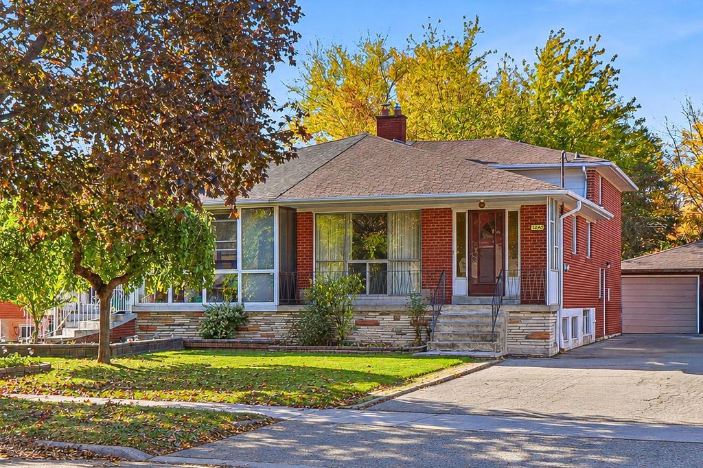 3640 Holden Crescent