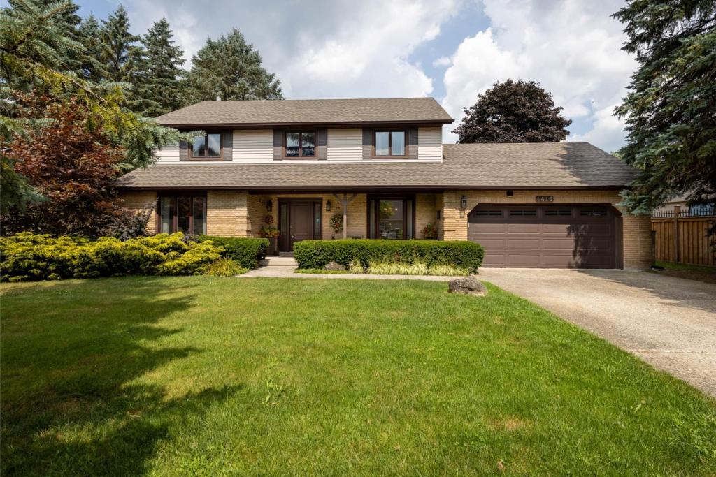 1416 Progreston Road, Hamilton